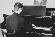 谭咏麟经典歌曲50首