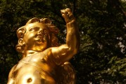 魔鬼中的天使般的温柔反派